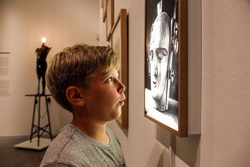 Eröffnung des Projektraums "Dada ist hier!" in der Berlinischen Galerie, 9.9.2016, Foto: Amin Akhtar Eröffnung des Projektraums "Dada ist hier!" in der Berlinischen Galerie, 9.9.2016, Foto: Amin Akhtar