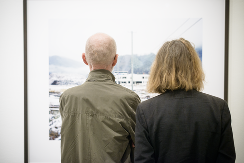 Preview zur Ausstellung "Die fotografierte Ferne. Fotografen auf Reisen (1880–2015)", 17.5.2017, Foto: Hannes Wiedemann Preview zur Ausstellung "Die fotografierte Ferne. Fotografen auf Reisen (1880–2015)", 17.5.2017, Foto: Hannes Wiedemann
