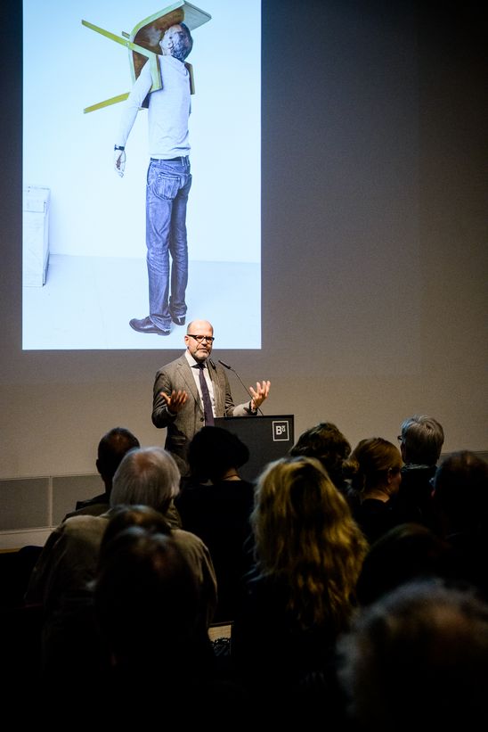 Preview der Ausstellung "Erwin Wurm. Bei Mutti" für Freund*innen der Berlinischen Galerie aus dem Förderverein, 13.4.2016, Foto: Hannes Wiedemann