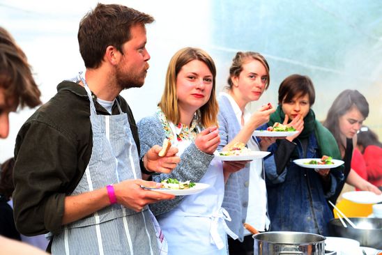 Diskursives Dinner im Küchenmonument, 29.4.2015, Foto: Jirka Jansch