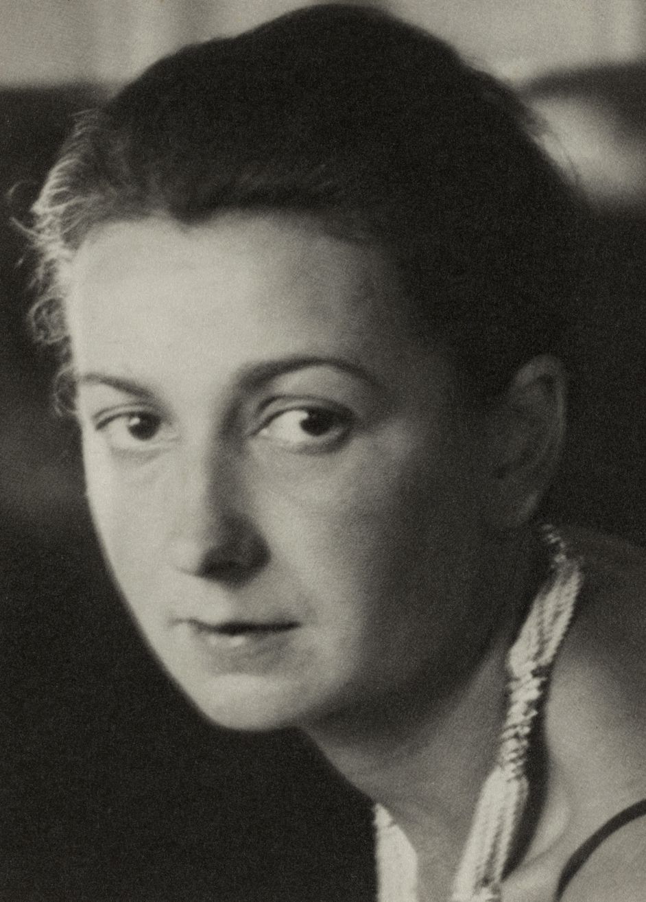 Fotograf*in unbekannt, Porträt Ruth Hildegard Geyer-Raack, um 1930 