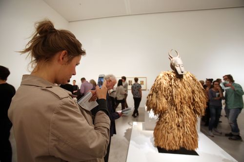Eröffnung der Ausstellung "Dada Afrika. Dialog mit dem Fremden" in der Berlinischen Galerie, 4.8.2016, Foto: Amin Akhtar Eröffnung der Ausstellung "Dada Afrika. Dialog mit dem Fremden" in der Berlinischen Galerie, 4.8.2016, Foto: Amin Akhtar