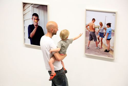Eröffnung der Ausstellung "Tobias Zielony. Jenny Jenny" in der Berlinischen Galerie, 20.6.2013, Foto: Jirka Jansch Eröffnung der Ausstellung "Tobias Zielony. Jenny Jenny" in der Berlinischen Galerie, 20.6.2013, Foto: Jirka Jansch