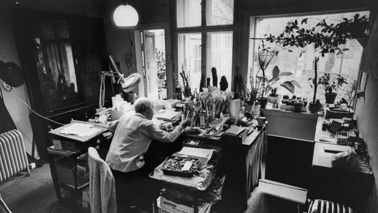Stefan Moses, Ohne Titel (Hannah Höch in ihrem Haus in Berlin-Heiligensee), 1975, © Münchner Stadtmuseum, Sammlung Fotografie, archiv stefan moses