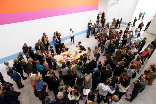 Kindervernissage zur Ausstellung "Eduardo Paolozzi. Lots of Pictures, Lots of Fun" in der Berlinischen Galerie, 11.2.2018, Foto: Barbara Antal