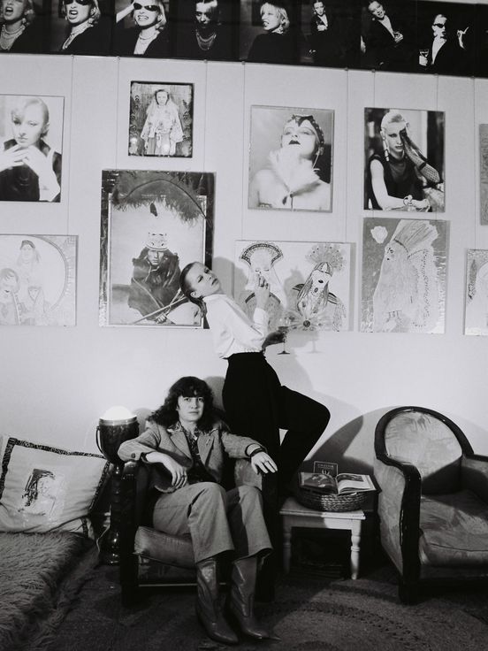 Selbstauslöser mit Tabea Blumenschein, Erdmannstraße 12, 1976, Archiv Ulrike Ottinger