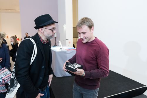 Lesung mit Schauspieler Max Riemelt aus "Auguste Bolte" von Kurt Schwitters, 4.11.2016, Foto: Harry Schnitger Lesung mit Schauspieler Max Riemelt aus "Auguste Bolte" von Kurt Schwitters, 4.11.2016, Foto: Harry Schnitger