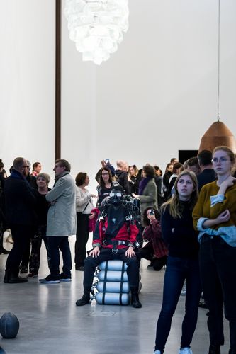 Eröffnung der Ausstellung "Julian Charrière. As We Used To Float" in der Berlinischen Galerie, 26.9.2019, Foto: Harry Schnitger Eröffnung der Ausstellung "Julian Charrière. As We Used To Float" in der Berlinischen Galerie, 26.9.2019, Foto: Harry Schnitger
