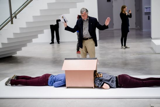 Preview der Ausstellung "Erwin Wurm. Bei Mutti" für Freund*innen der Berlinischen Galerie aus dem Förderverein, 13.4.2016, Foto: Hannes Wiedemann