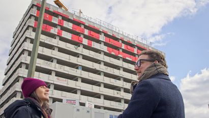 Martin Schwegmann und Andrea Hofmann, Haus der Statistik, Berlin-Mitte, Film Still, 2023, © Berlinische Galerie Martin Schwegmann und Andrea Hofmann, Haus der Statistik, Berlin-Mitte, Film Still, 2023, © Berlinische Galerie