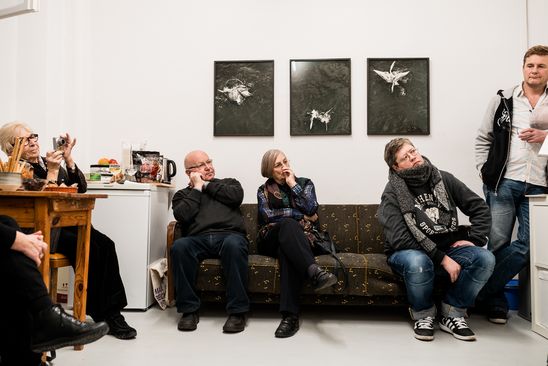 Freunde der Berlinischen Galerie besuchen die Fotografin Loredana Nemes in ihrem Studio, 26.2.2016, Foto: Hannes Wiedemann