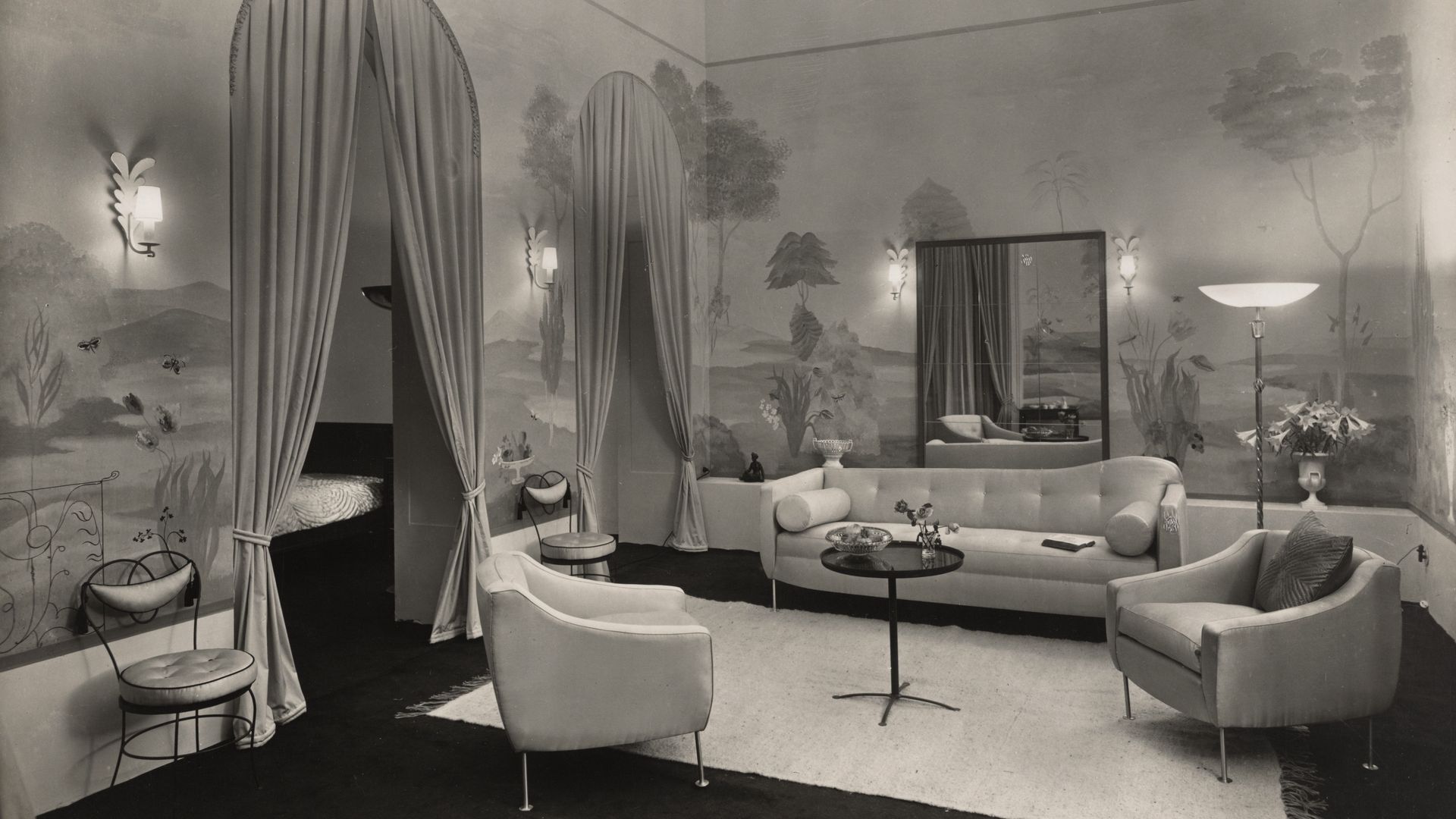 Max Krajewsky, von Ruth Hildegard Geyer-Raack gestalteter Raum der Dame mit angrenzendem Schlafzimmer, Einrichtungshaus „Meisterräume“ Berlin, um 1936