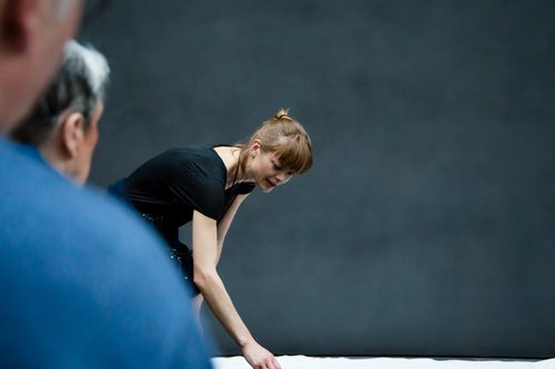 Atelierbesuch bei Jorinde Voigt mit den Freund*innen der Berlinischen Galerie, 14.3.2019, Foto: Dovilė Aleksaitė Atelierbesuch bei Jorinde Voigt mit den Freund*innen der Berlinischen Galerie, 14.3.2019, Foto: Dovilė Aleksaitė
