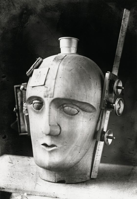 Fotograf*in unbekannt, Ohne Titel (Mechanischer Kopf. Der Geist unserer Zeit), um 1920, Repro: © Berlinische Galerie/Anja Elisabeth Witte